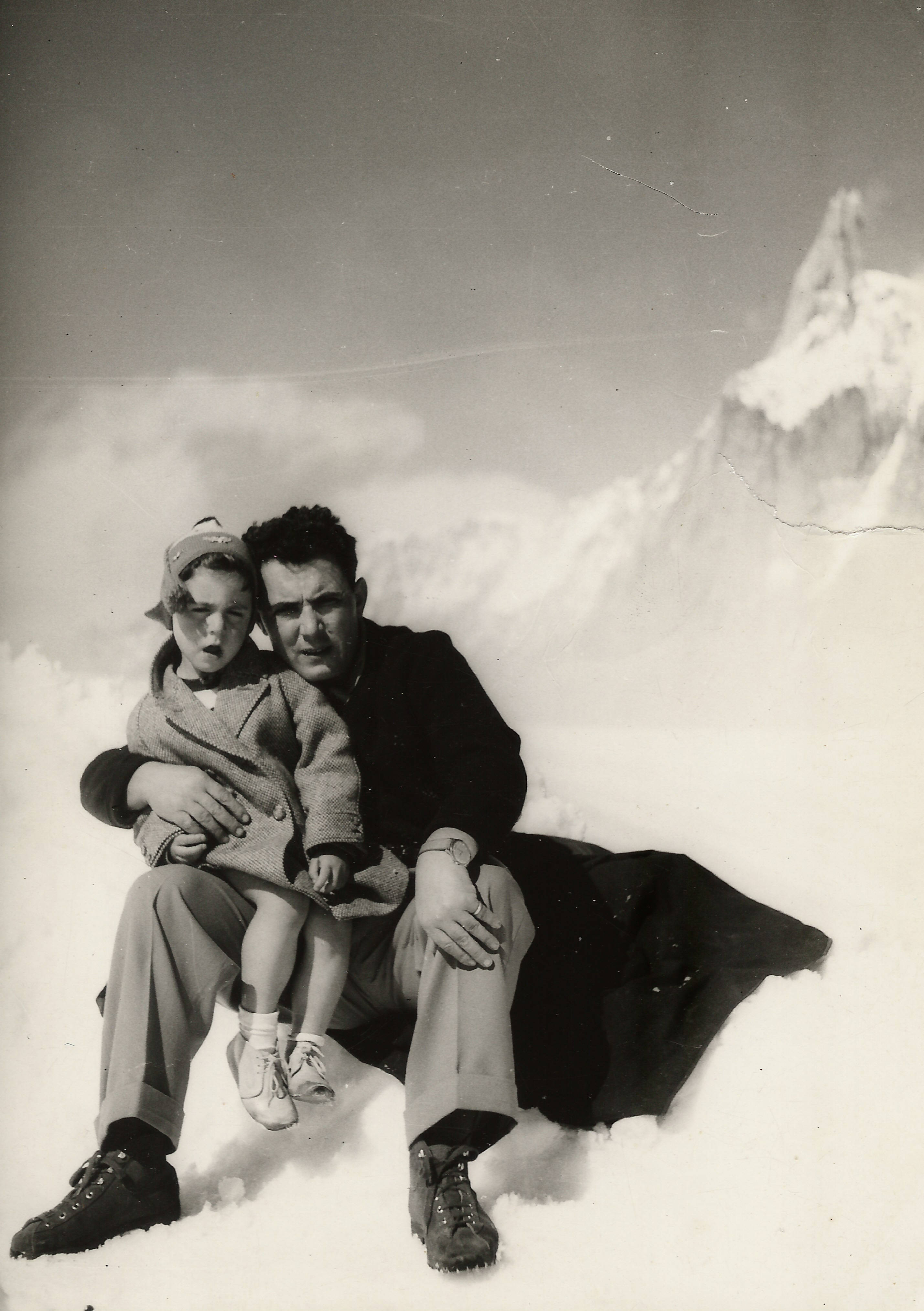 Courmayeur Rifugio Torino con papa' (1954)
