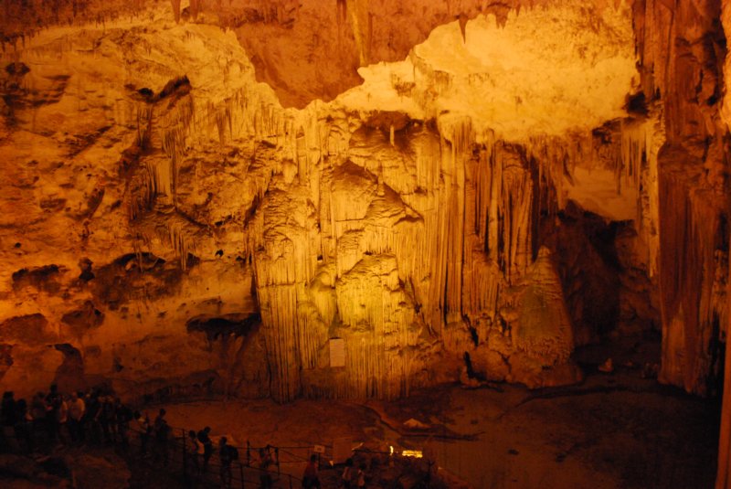 nettunosgrotto29.jpg