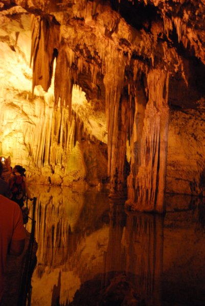 nettunosgrotto9.jpg
